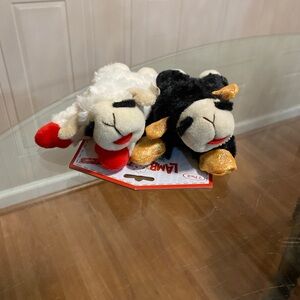 Lambchop 6" Dog Toy - Squeaks, PlushMultipet Halloween